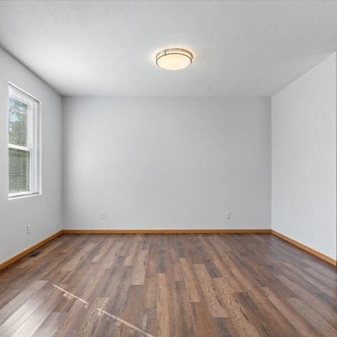 Photo - Seelyville Terrace