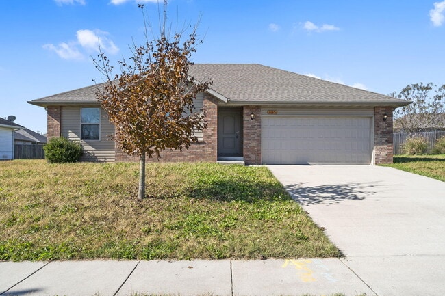 Photo - 1115 S Tanner Dr