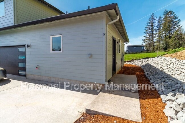 1801 N 20th Ct Unidad B