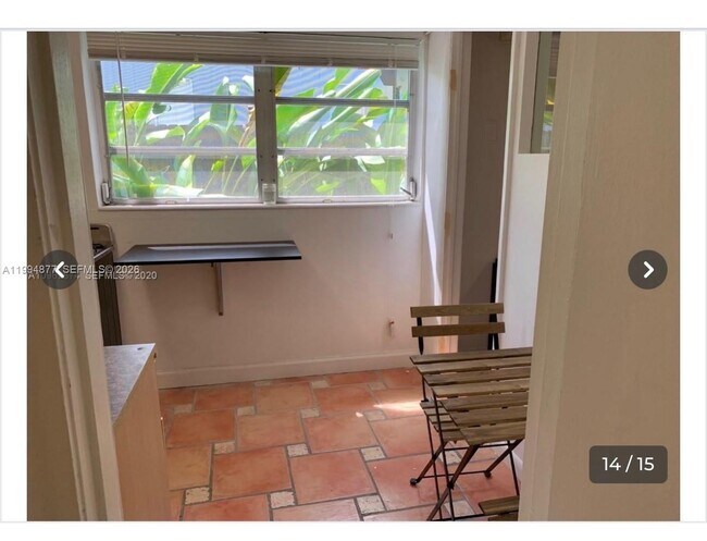 Photo - 4230 SW 11th St Unidad 0