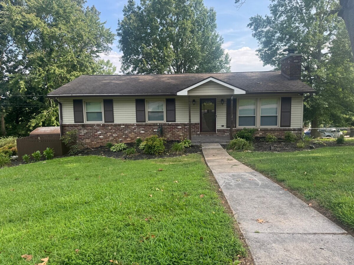 Photo - 4616 Crestfield Rd