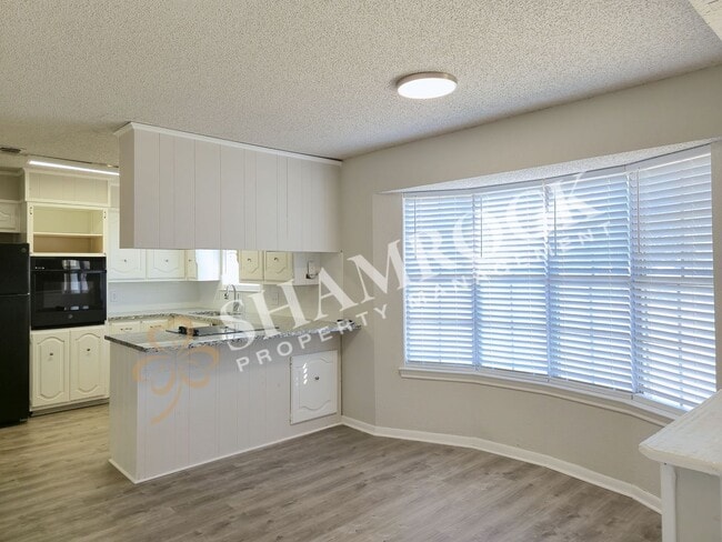 Photo - 3/2 Hewitt Home