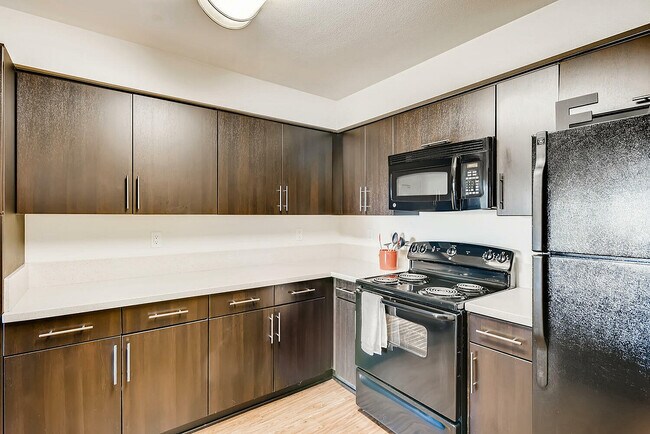 Photo - Zuma Student Housing