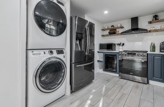 Photo - 575 Prospect St