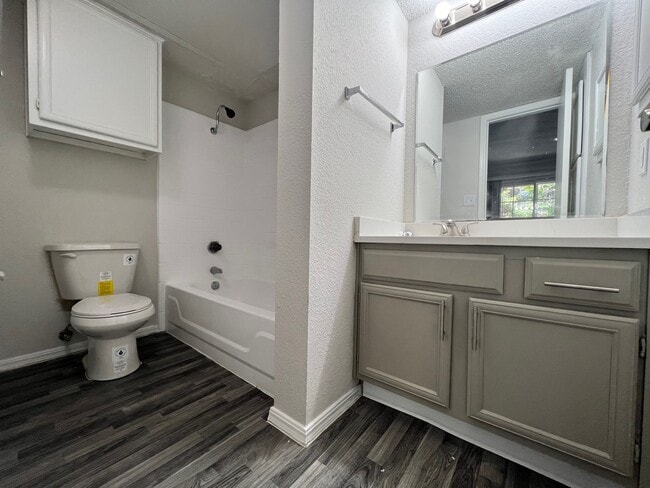 Photo - Lincoln Park Apartments