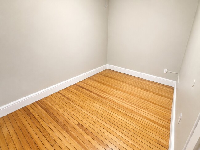 Photo - 110 Eastern Pkwy Unit 3L