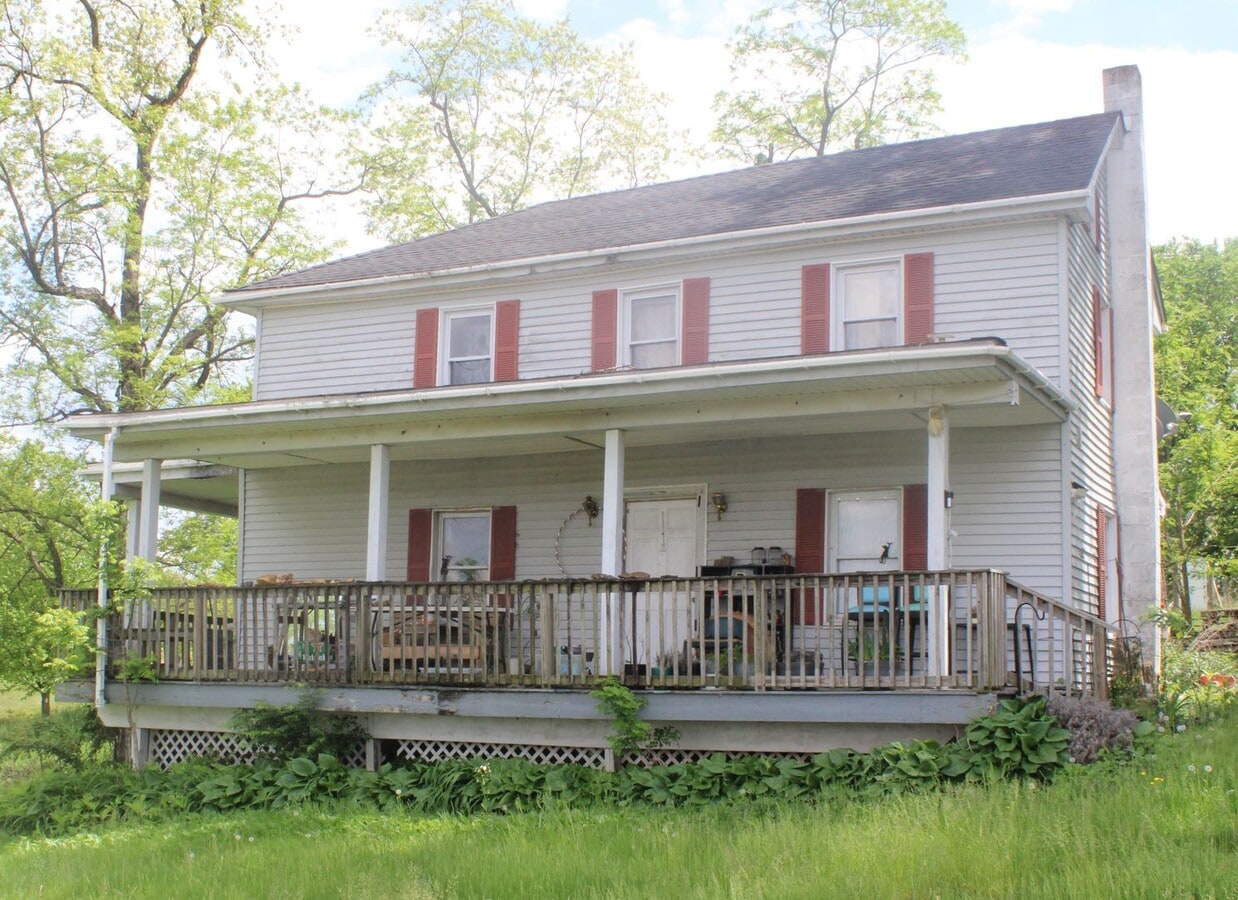 Single Family Farm House - Single Family Farm House