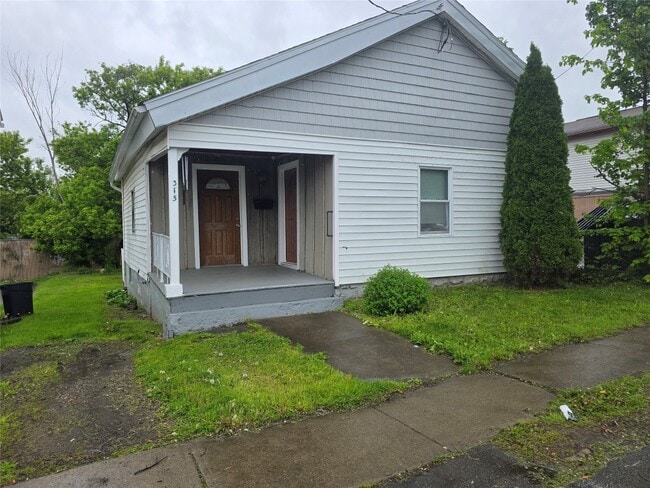 Photo - 315 Exchange St House