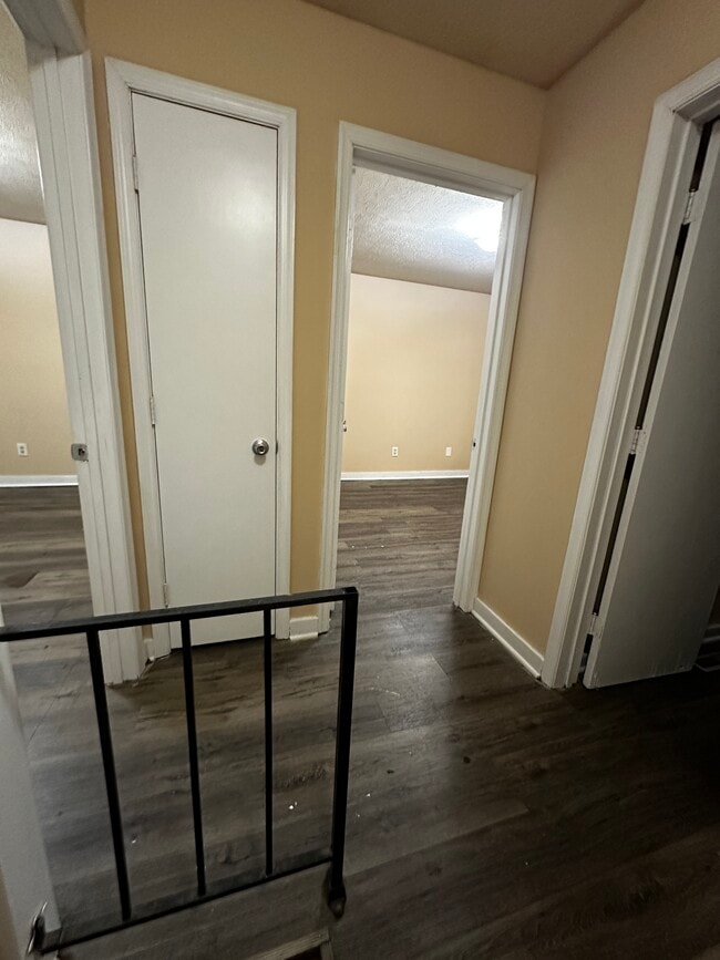 Photo - 89 Meadowgreen Dr Unit 11