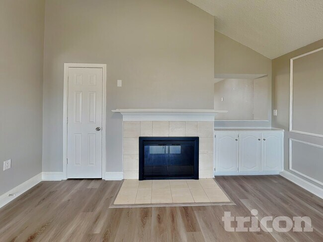 Photo - 7724 Grassland Dr