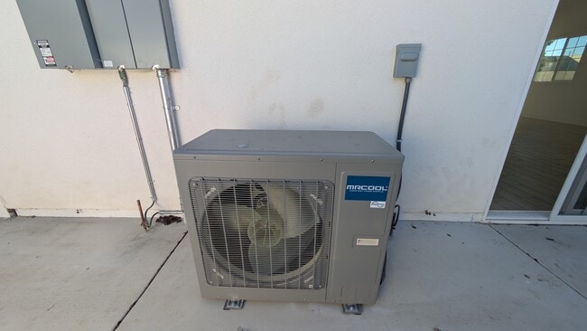 Photo - 20746 Elaine Ave