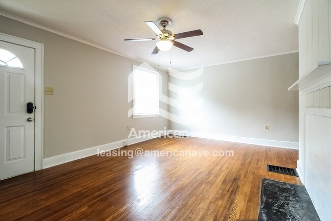 Photo - 440 St Andrews St