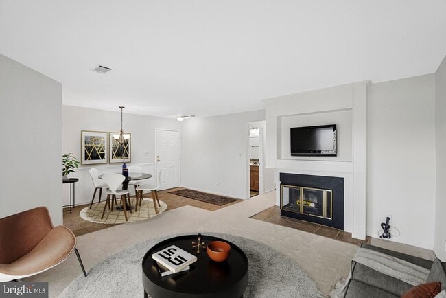 Building Photo - 11144 Beaver Trail Ct Unit 11144