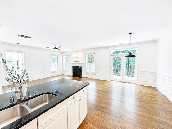 Photo - 5211 Merrimont Dr