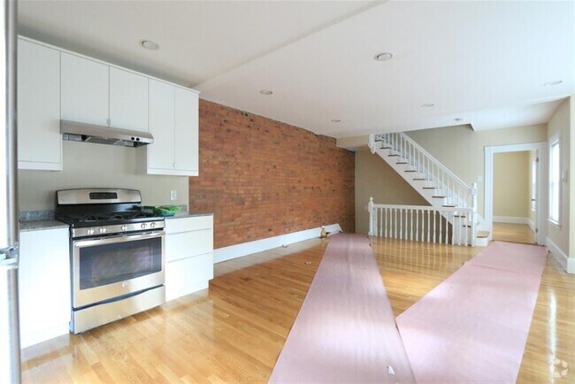Building Photo - 18 Chandler St Unit 2 Rental