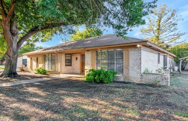 Building Photo - 3816 Buckhorn Pl