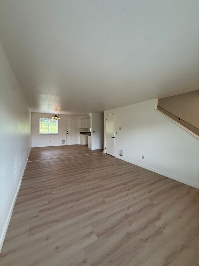 Photo - 7511 67th Ave NE