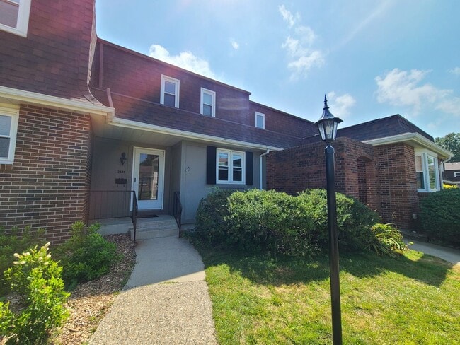 Photo - Charming Two Bedroom Condo in Saint Joseph