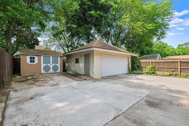 Photo - 1122 M.L.K. Jr St SE