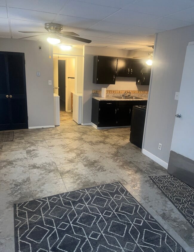 Photo - 505 W 53rd Ave