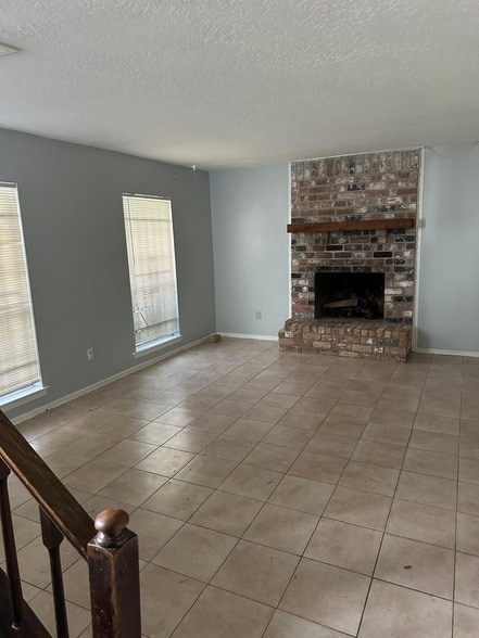 Photo - 16523 Lonesome Quail Dr