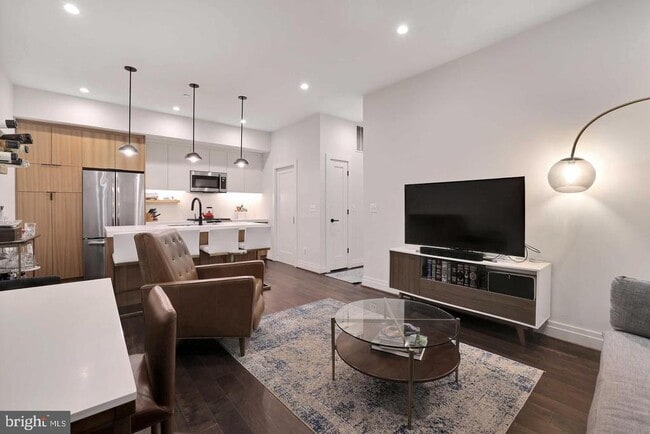 Photo - 1469 Florida Ave NW Unidad 2