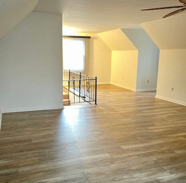 Photo - 1231 Washtenaw Rd Unit 1