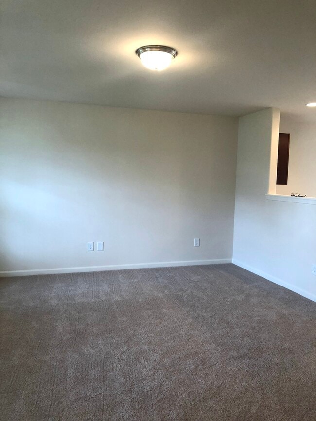 Photo - 1704 Overcreek Cir