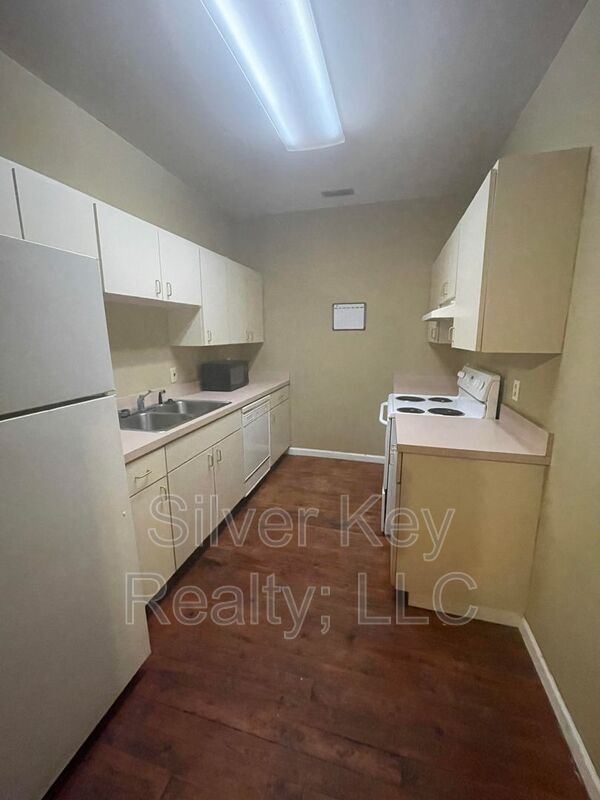 Photo - 217 E Washington Ave Unit A