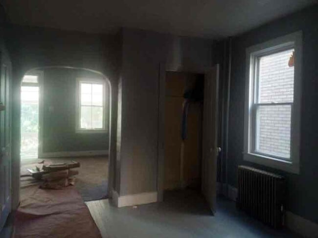 Photo - 310 E Snyder Ave