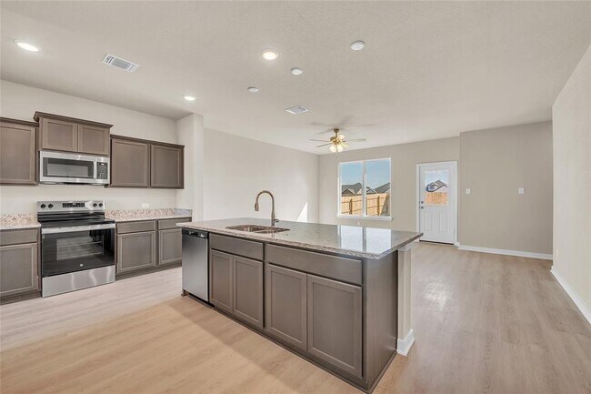 Photo - 262 Boatright Blvd