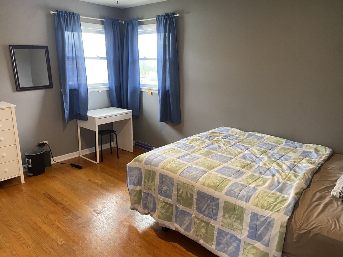 Photo - 8409 W Roseview Dr