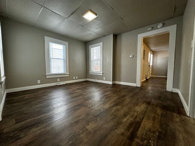 Photo - Recently Renovated 3 Bedroom 1 Bath Single...