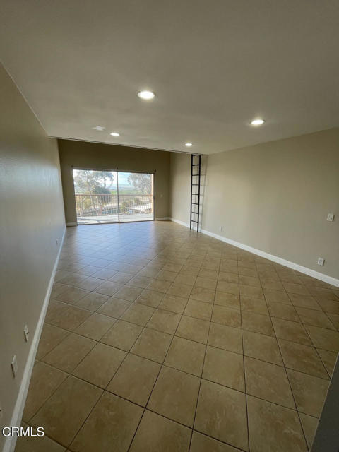 Photo - 924 Lighthouse Way