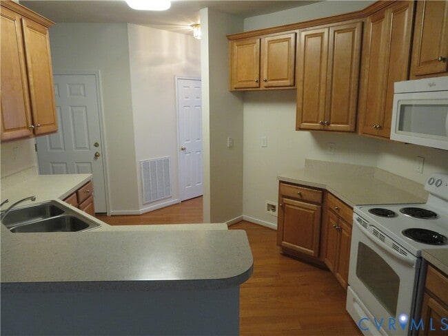 Photo - 2057 Pruett Ct