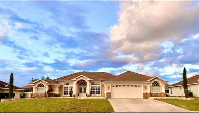 Building Photo - 8890 SW 57th Ct Rental