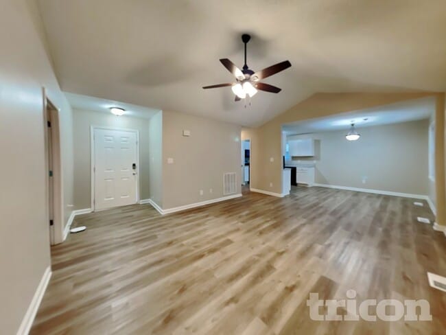 Photo - 153 Cambridge Elm Dr