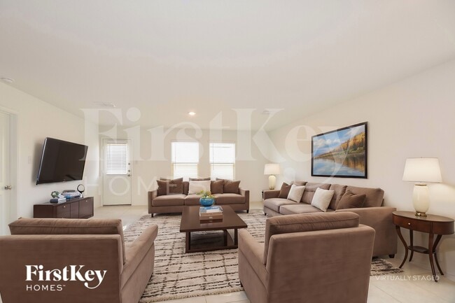 Photo - 1061 Crestview Dr