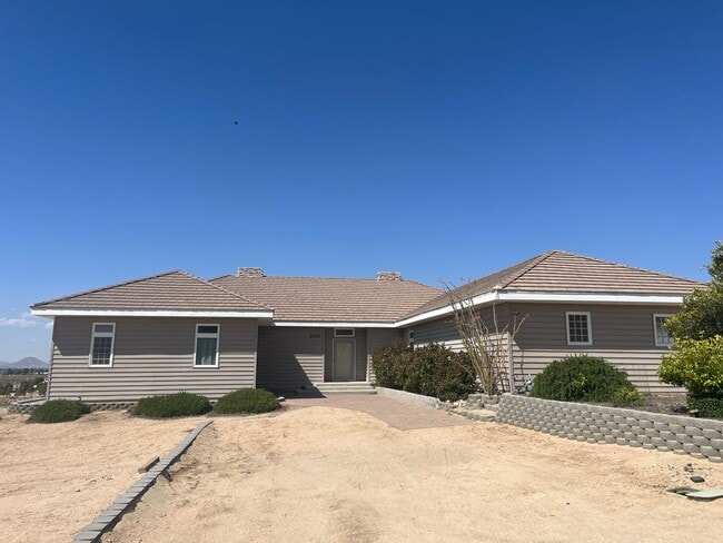 Photo - 3 bedroom 2.5 bath in the Mariana Ranchos !!