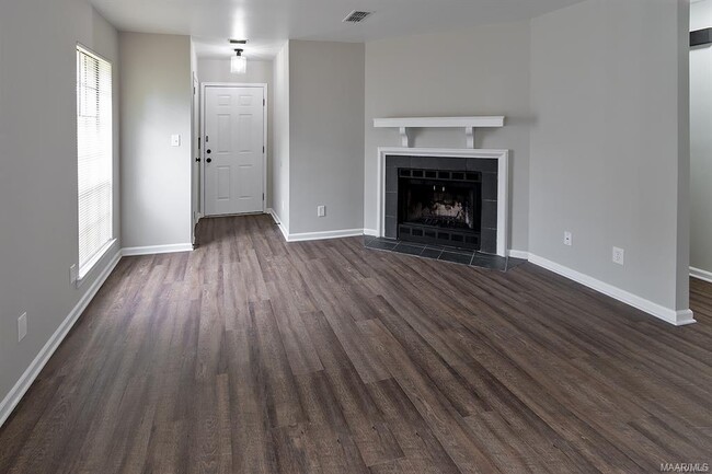 Photo - 5948 Carmel Dr