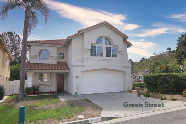 6630 Corte Loma