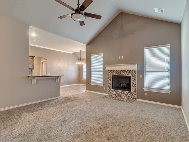 3813 Normandy Rd