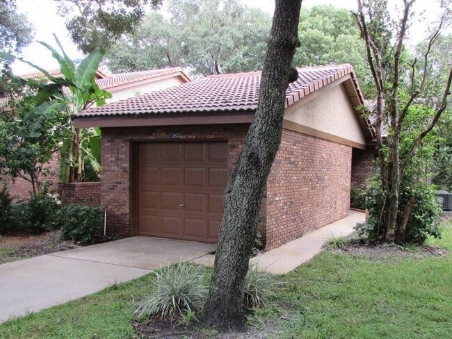 2 Bedrooms/ 2 Baths, Large 2 story 1,050+ ... - 2 Bedrooms/ 2 Baths, Large 2 story 1,050+ ... House