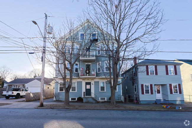 Building Photo - 327 High St Unit 3F Rental