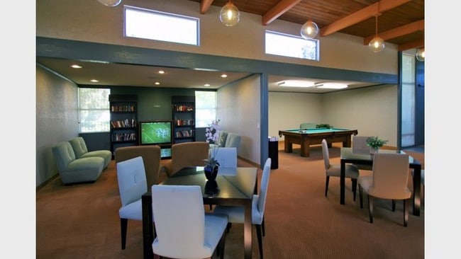 Cedar Shores