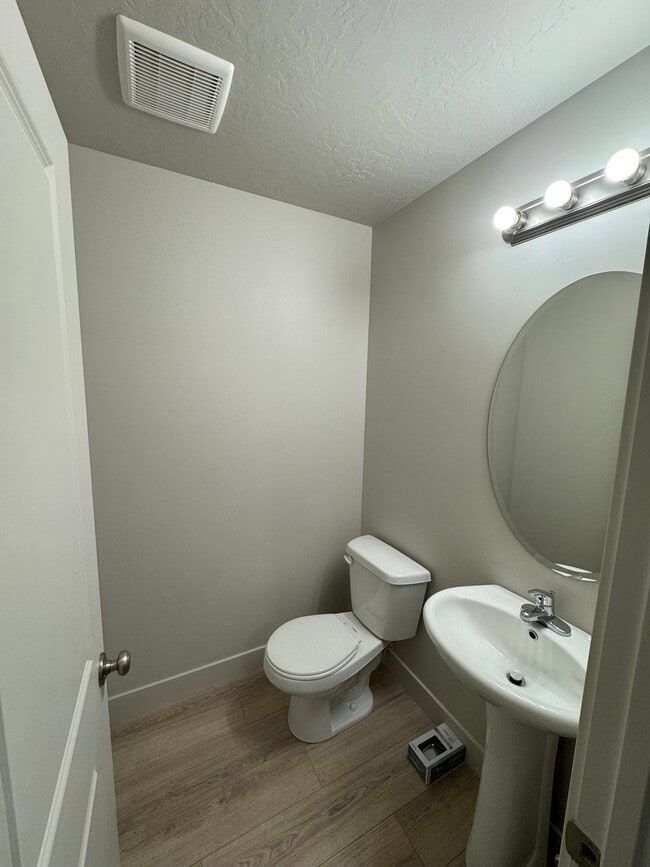 Photo - 4029 S Woodland Ave