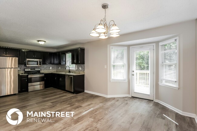 Photo - 300 Ladora Dr