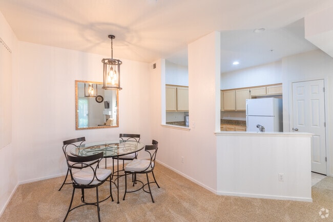 Palm Court Apartments