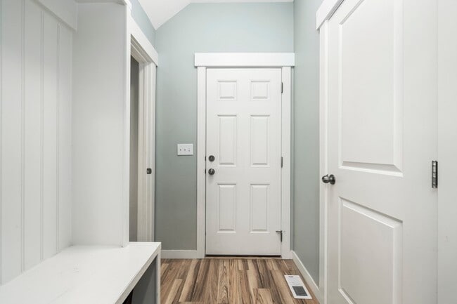 Photo - 4438 E Hurstbourne Dr