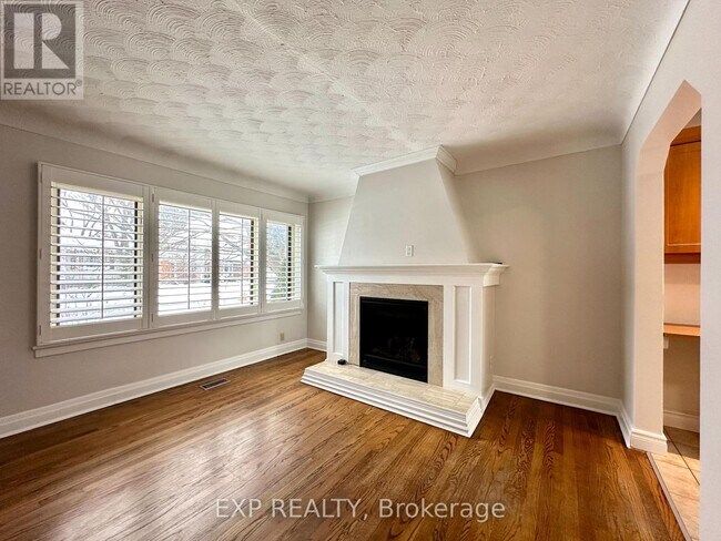 Photo - 21 Granton Ave